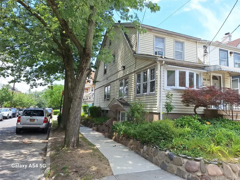 85-46 96th ST, Woodhaven, NY 11421