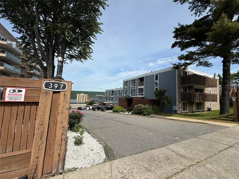 397 N Broadway #2K, Yonkers, NY 10701