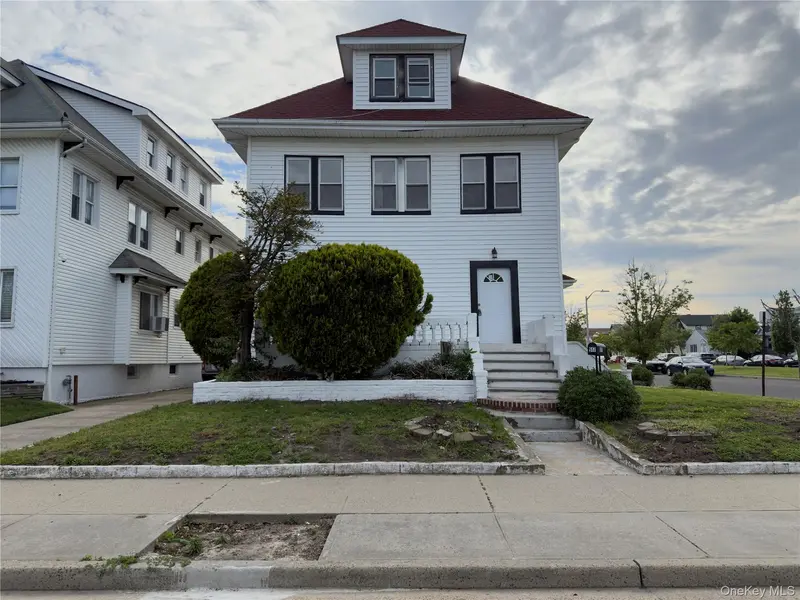 302 West Hudson, Long Beach, NY 11561