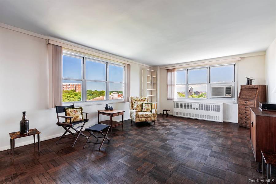 3935 Blackstone AVE #10C, Bronx, NY 10471