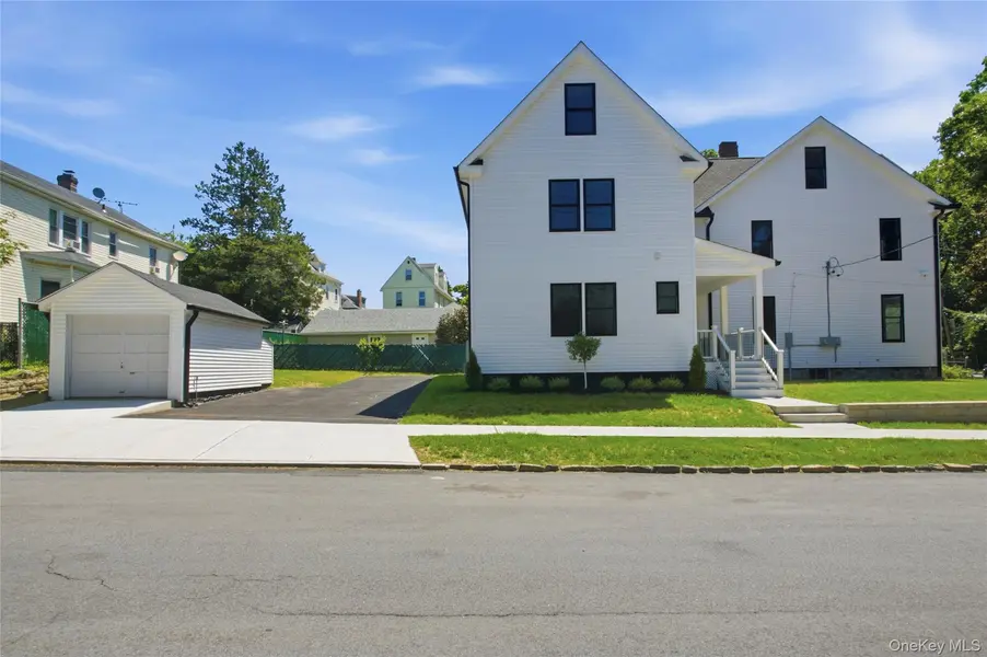 141 Forest AVE, Yonkers, NY 10705