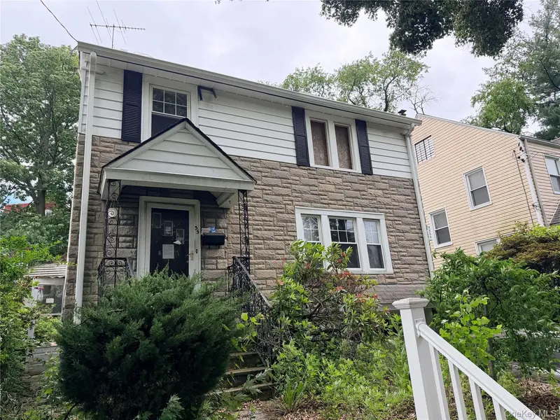 35 Linden AVE, Mount Vernon, NY 10552