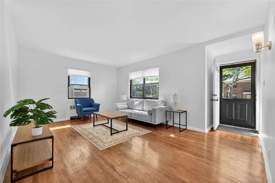 219-58 74th Ave #Lower Level, Bayside, NY 11364
