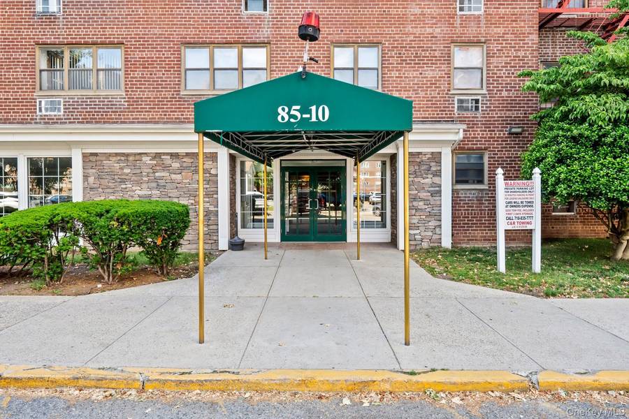 85-10 151 AVE #2D, Howard Beach, NY 11414