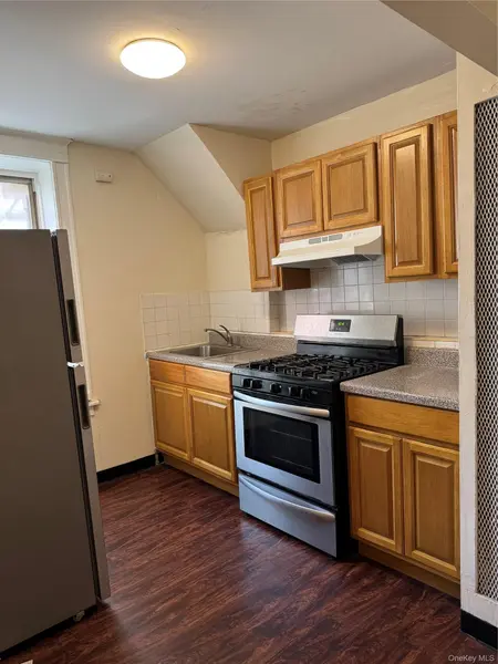 249 McLean AVE #1B, Yonkers, NY 10705