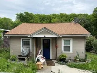 16 Willowbrook HTS, Wappingers Falls, NY 12603