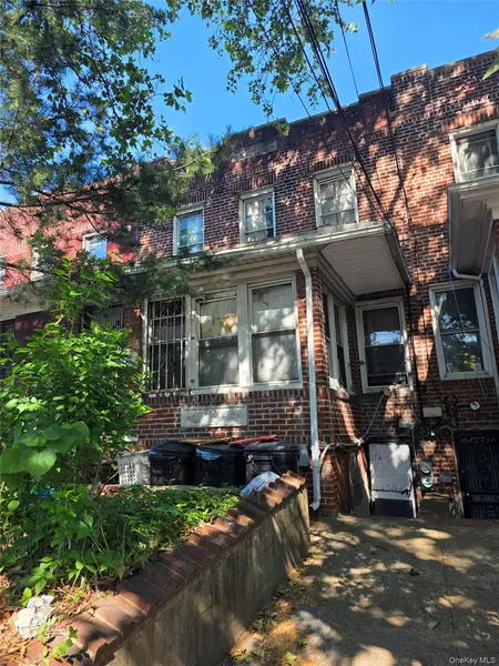 50-17 46th ST, Woodside, NY 11377