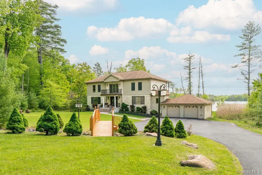 113 Airport RD, Eldred, NY 12732