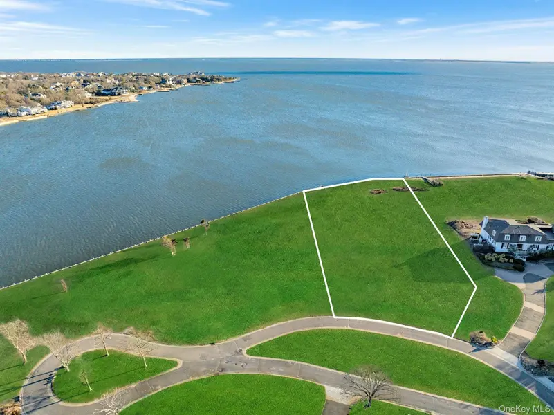 Lot 6 Overlea CT, Bay Shore, NY 11706