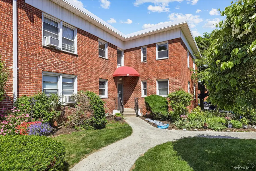 24 Winchester AVE #2C, Yonkers, NY 10710