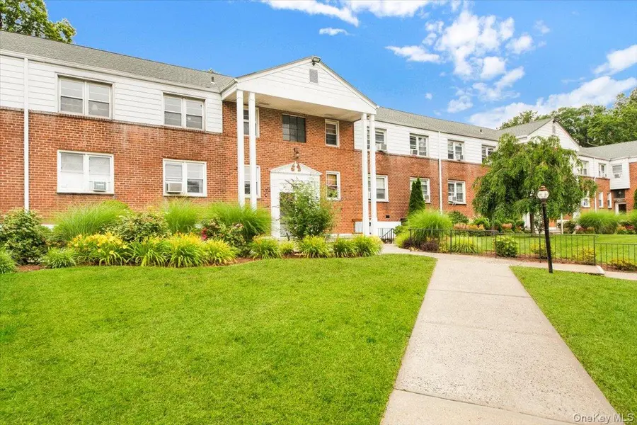 10 South #2F, Harrison, NY 10528