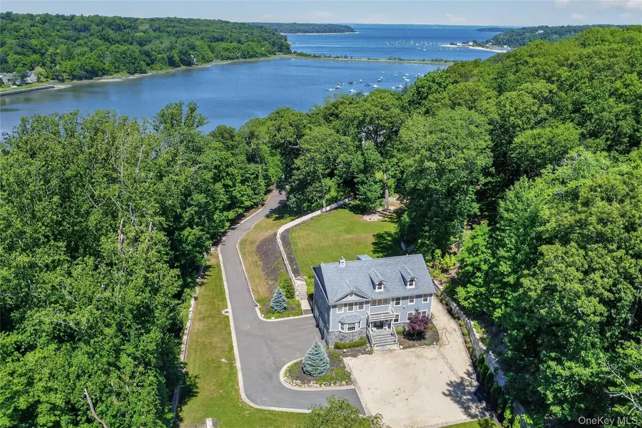 261 Harbor RD, Cold Spring Harbor, NY 11724