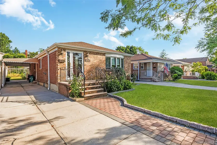 147-58 7th AVE, Whitestone, NY 11357