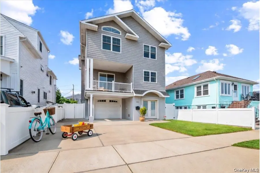 545 E Fulton ST, Long Beach, NY 11561