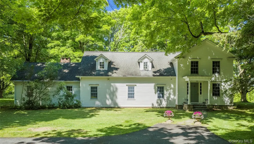 64 S Quaker Hill RD, Pawling, NY 12564