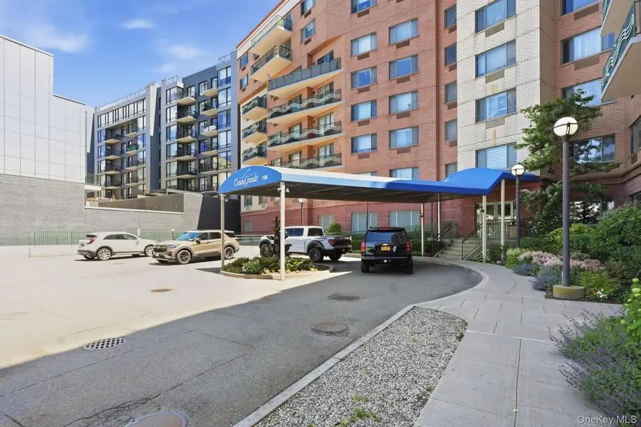 136 Beach 117th ST #7J, Rockaway Park, NY 11694
