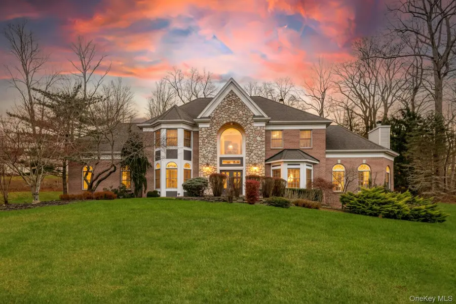 22 Golden RD, Suffern, NY 10901