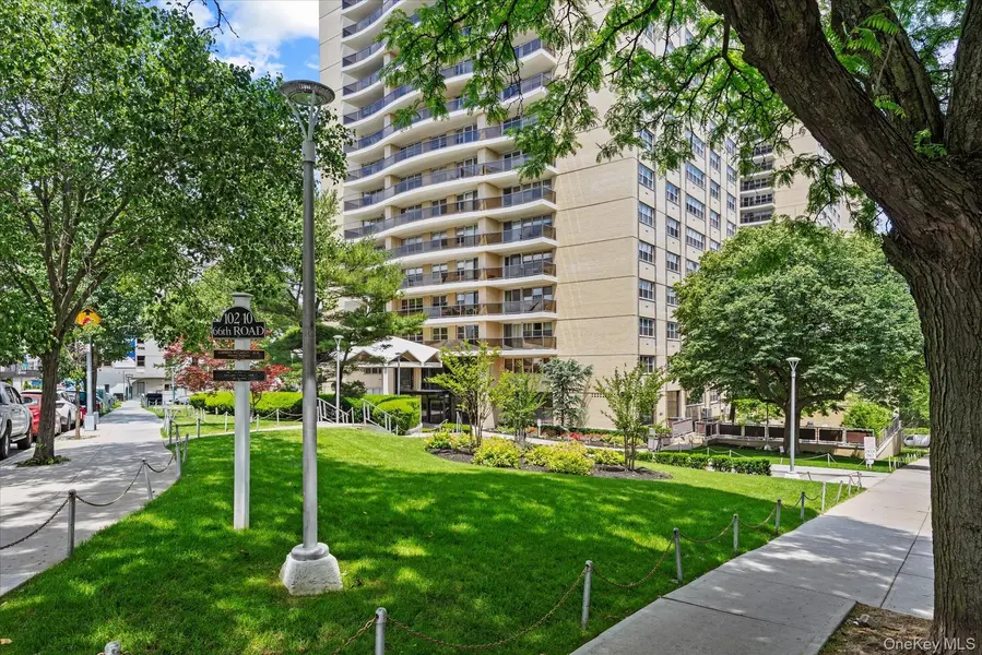 102-10 66th RD #12A, Forest Hills, NY 11375