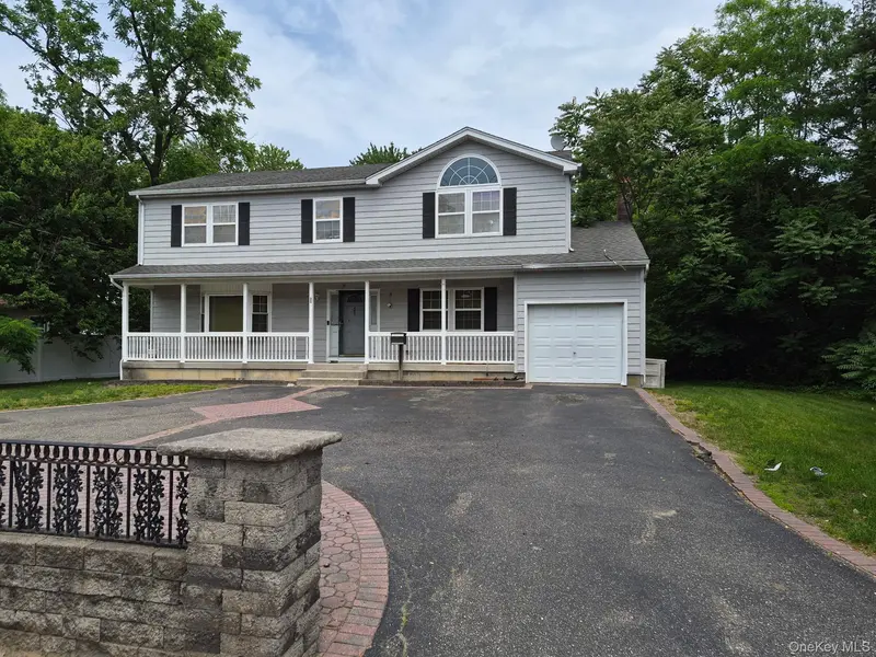 25 Mount AVE, Wyandanch, NY 11798