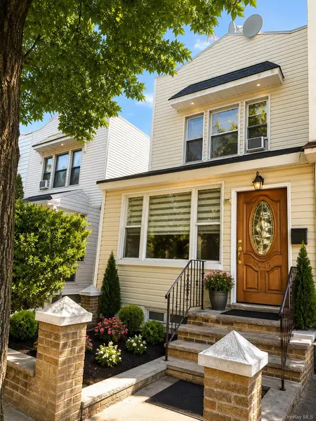 6039 Cooper AVE, Glendale, NY 11385