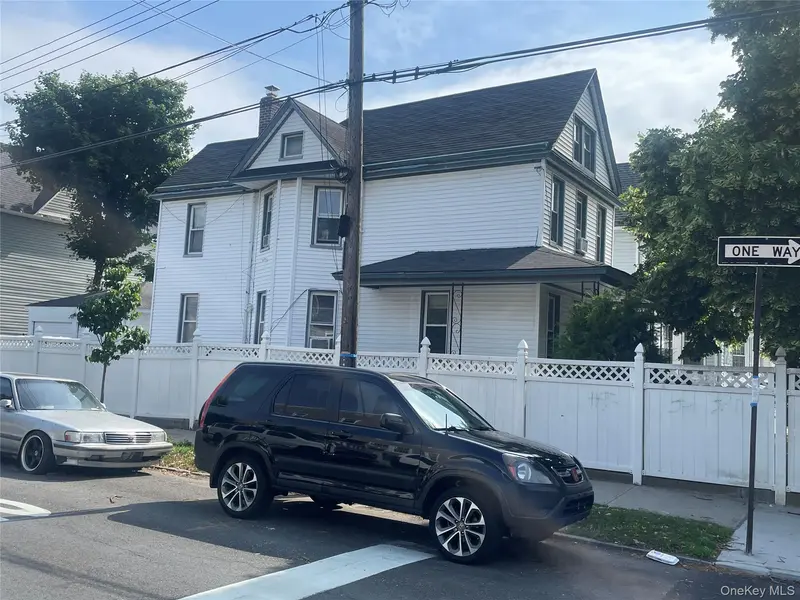 12518 97th AVE, Richmond Hill S., NY 11419