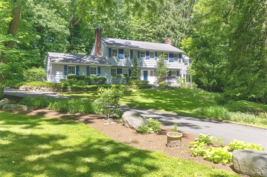 325 Birch Hill RD, Locust Valley, NY 11560