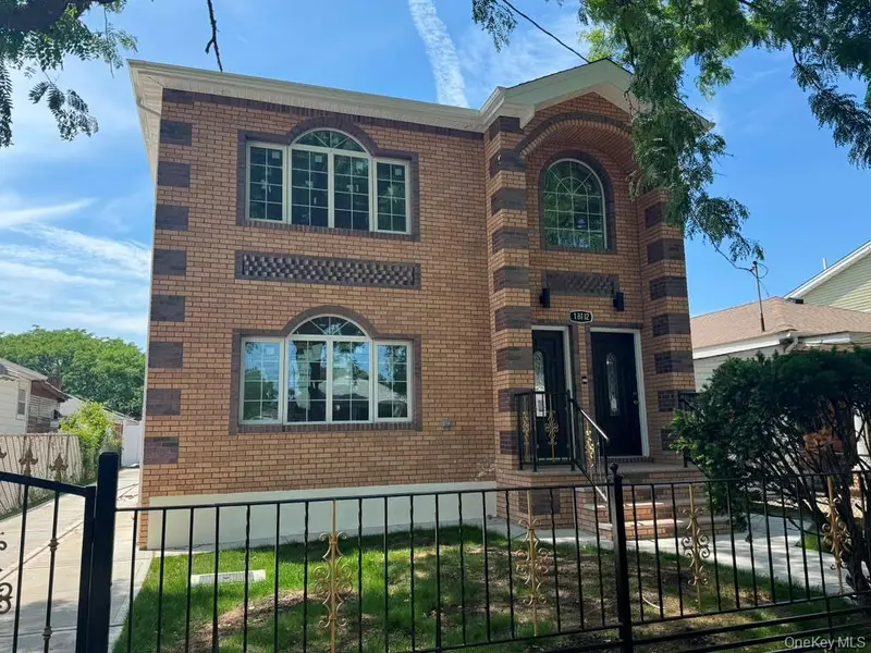 18112 145th AVE, Springfield Gardens, NY 11413