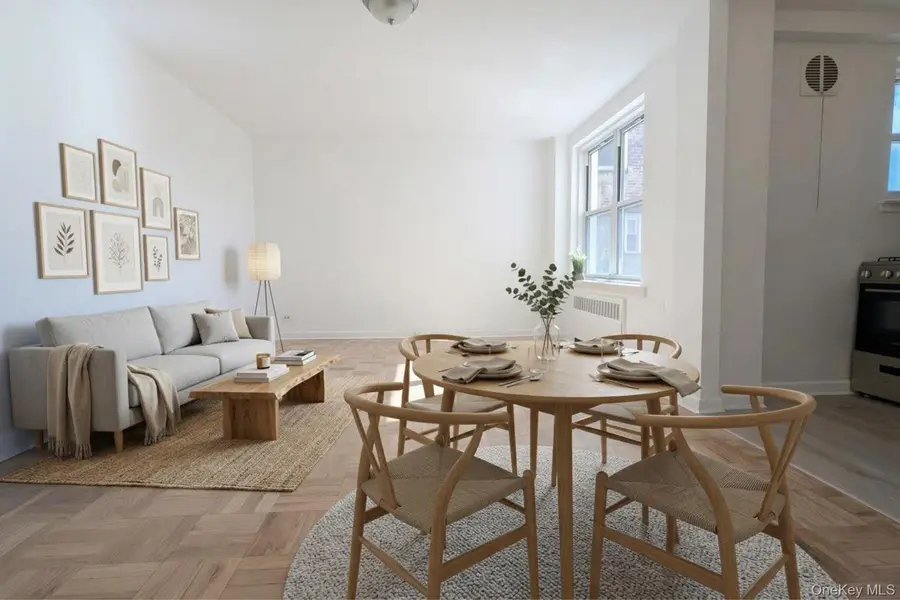 30-11 Parsons BLVD #2T, Flushing, NY 11354