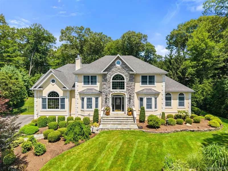 22 Perrins Peak RD, Stony Point, NY 10980