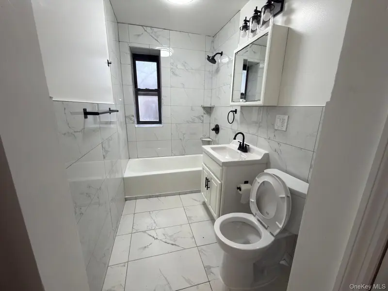 104 Highland Ave #26-D, Yonkers, NY 10705