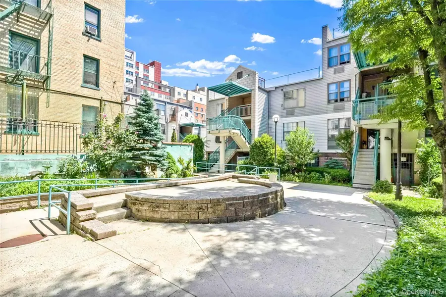 524 E 159th ST #2C, Bronx, NY 10451