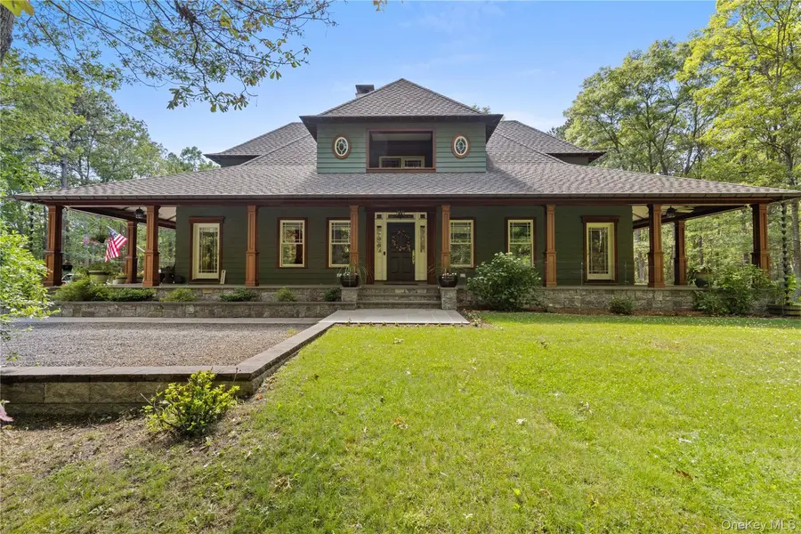 490 Wading River RD, Manorville, NY 11949