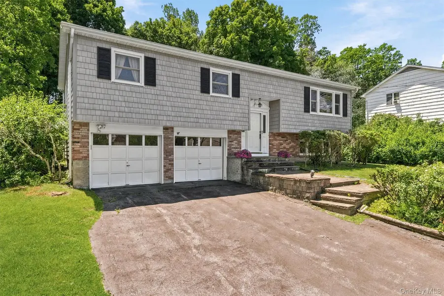 1753 Highbrook ST, Yorktown Heights, NY 10598