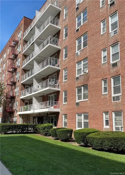 709 Warburton AVE #7F, Yonkers, NY 10701