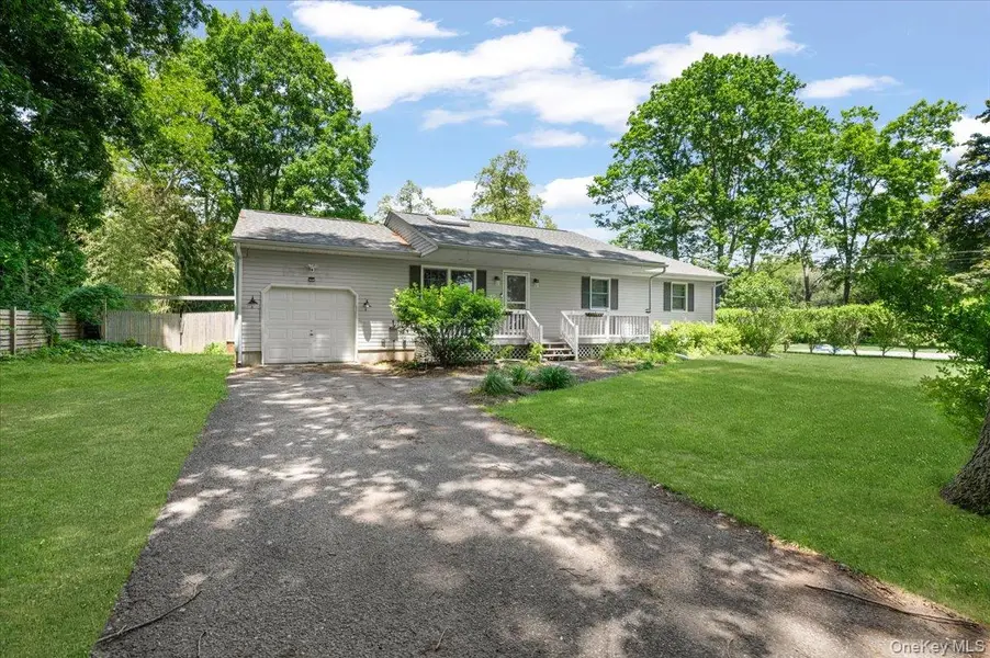 3755 Grand AVE, Mattituck, NY 11952