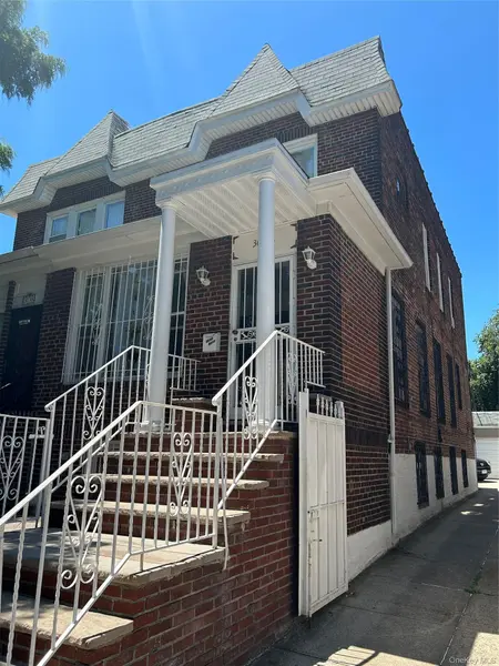 3042 83rd ST, East Elmhurst, NY 11370