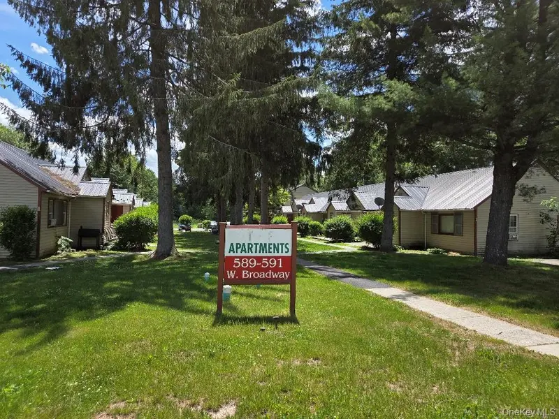 589-593 W Broadway, Monticello, NY 12701