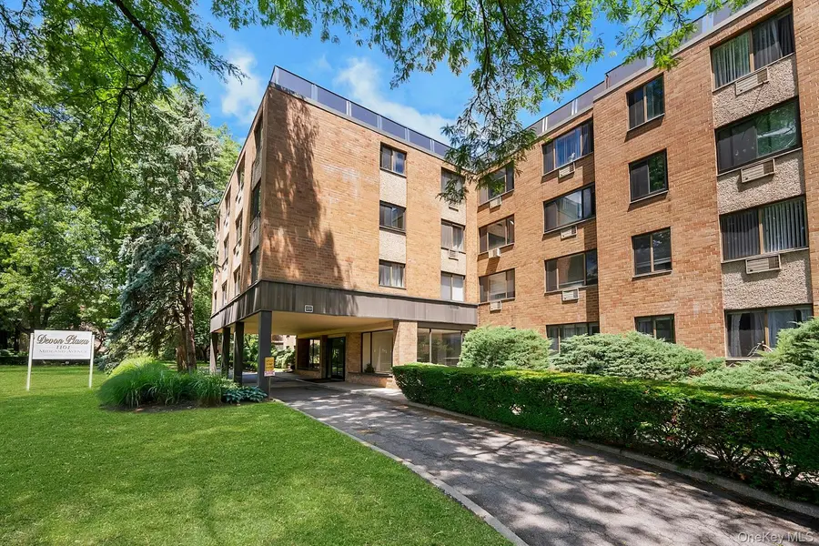 1101 Midland AVE #411, Bronxville, NY 10708