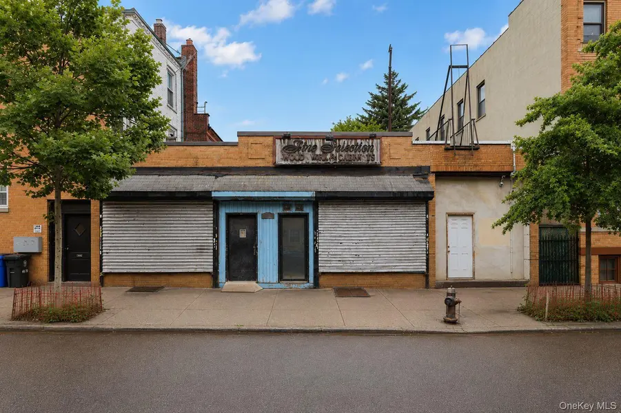 65-19 Myrtle AVE #StoreFront 2, Glendale, NY 11385