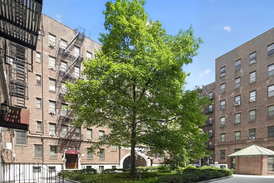 117-14 Union TPKE #FF2, Kew Gardens, NY 11415