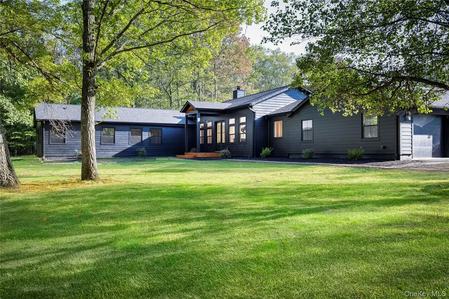 119 Mt Laurel RD, Kerhonkson, NY 12446