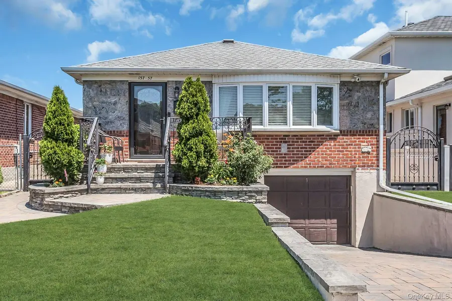 157-57 25th AVE, Whitestone, NY 11357