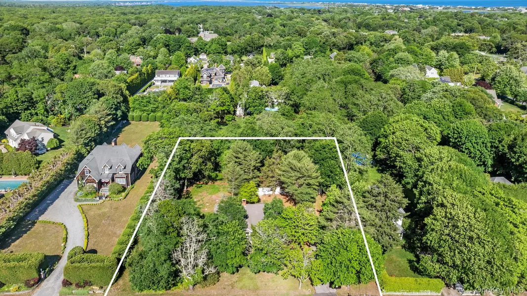 108 Jessup AVE, Quogue, NY 11959
