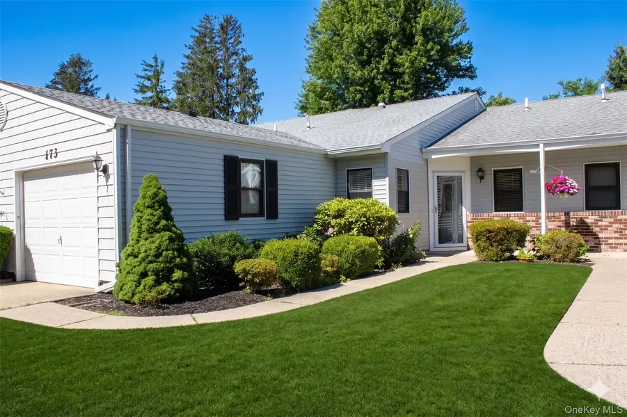 173 Knolls DR #173, Stony Brook, NY 11790