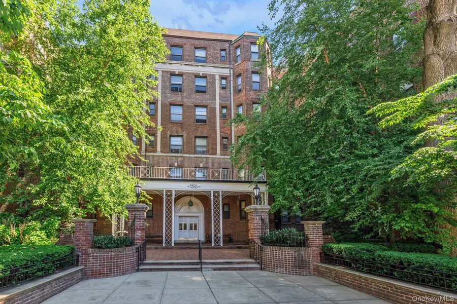 84-51 Beverly RD #6A, Kew Gardens, NY 11415