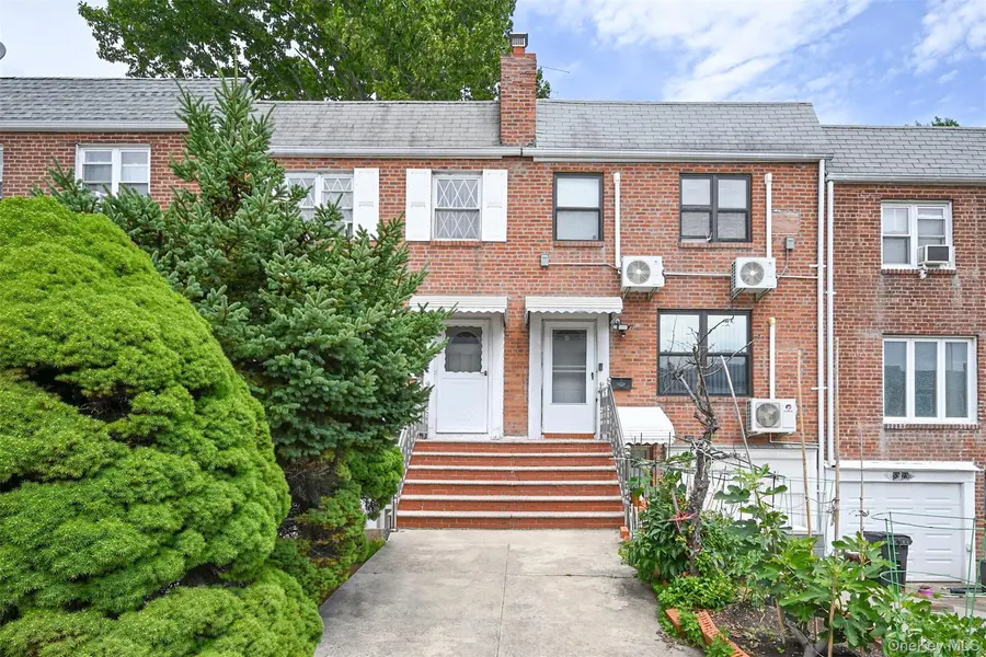 53-19 195th ST, Fresh Meadows, NY 11365