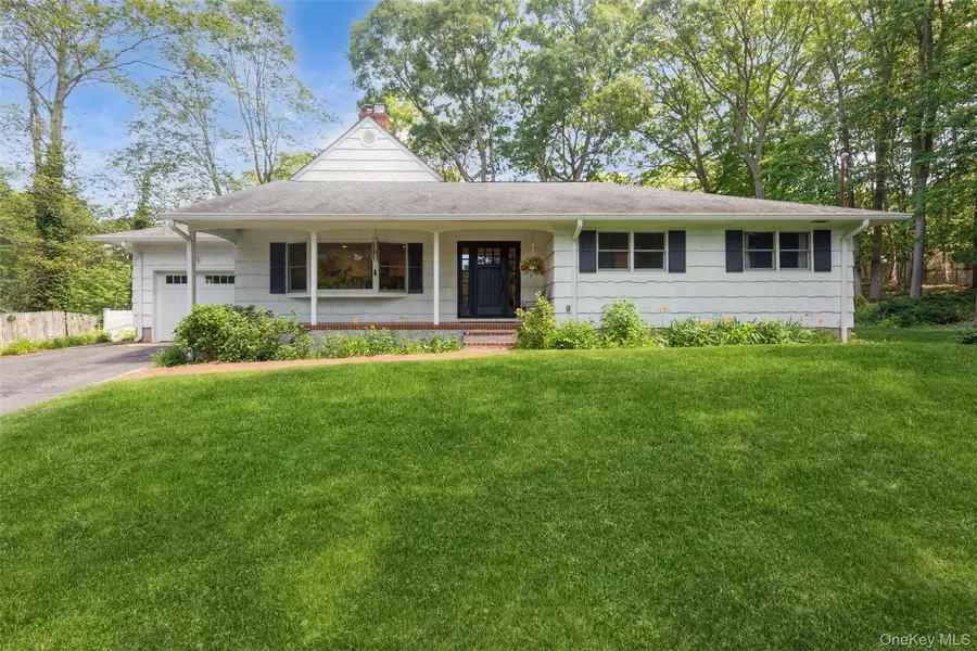 23 Eastwood RD, Miller Place, NY 11764