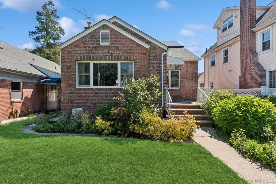 3817 208th ST, Bayside, NY 11361
