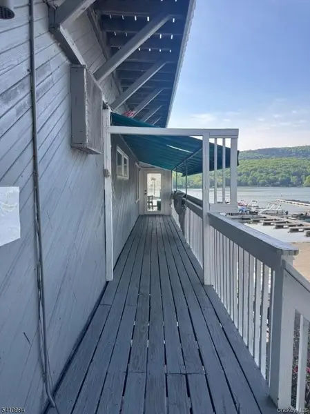 634 Jersey AVE, Greenwood Lake, NY 10925