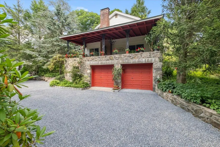 71 Pudding ST, Putnam Valley, NY 10579